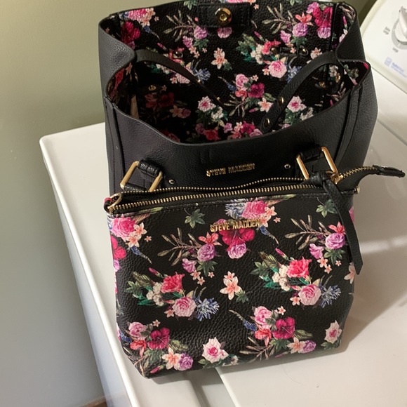 Steve Madden Handbag - Picture 9 of 13